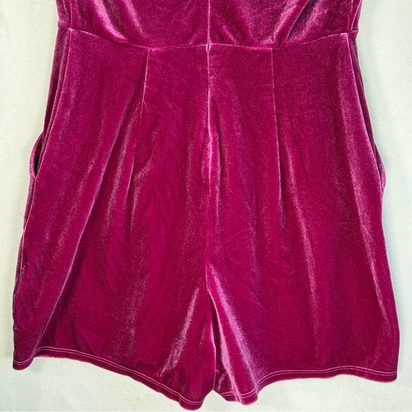 Candies Magenta Pink Velvet Romper. Size XS - Picture 15 of 15